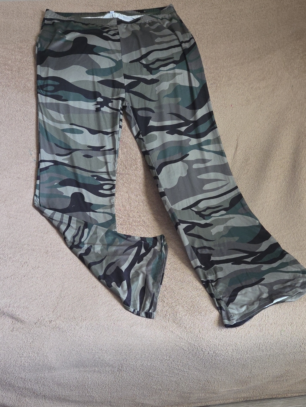 Wide Leg Camo Print Pants - Green Camo